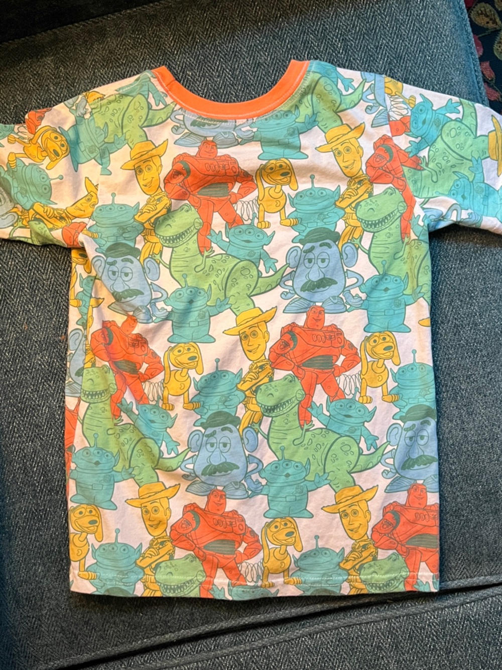 Disney Toy Story Land Allover Ringer T-shirt Kids Unisex size 4/5